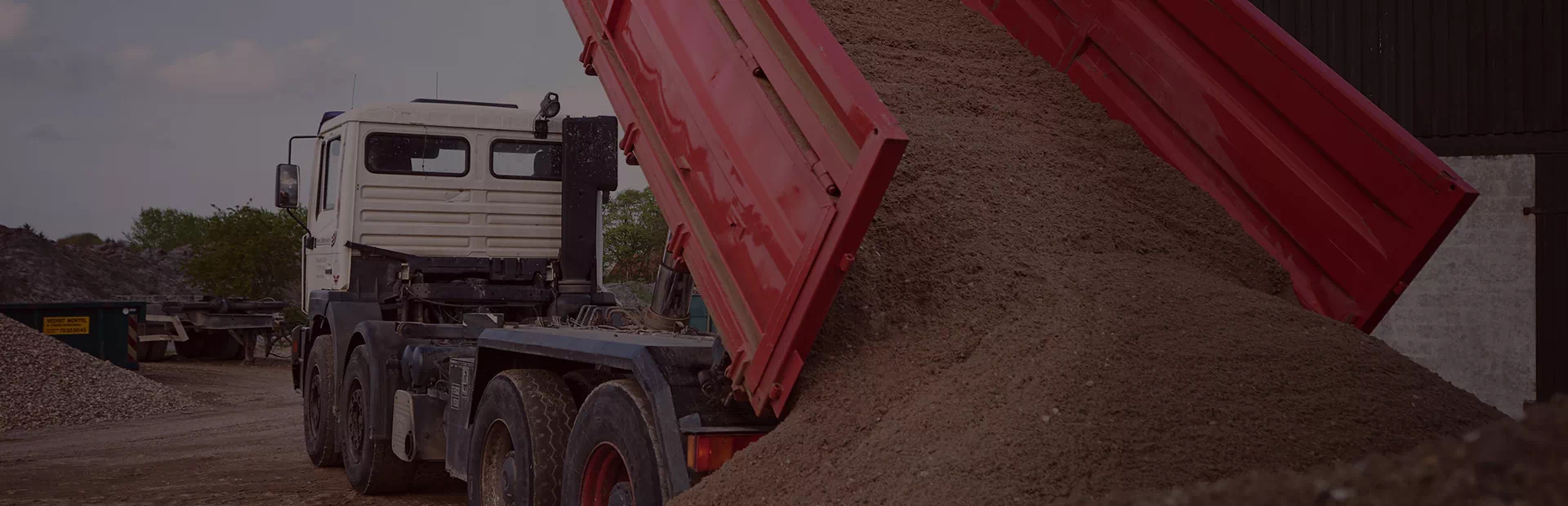 Transport kruszyw Ścinawka Średnia – przewóz materiałów sypkich i budowlanych