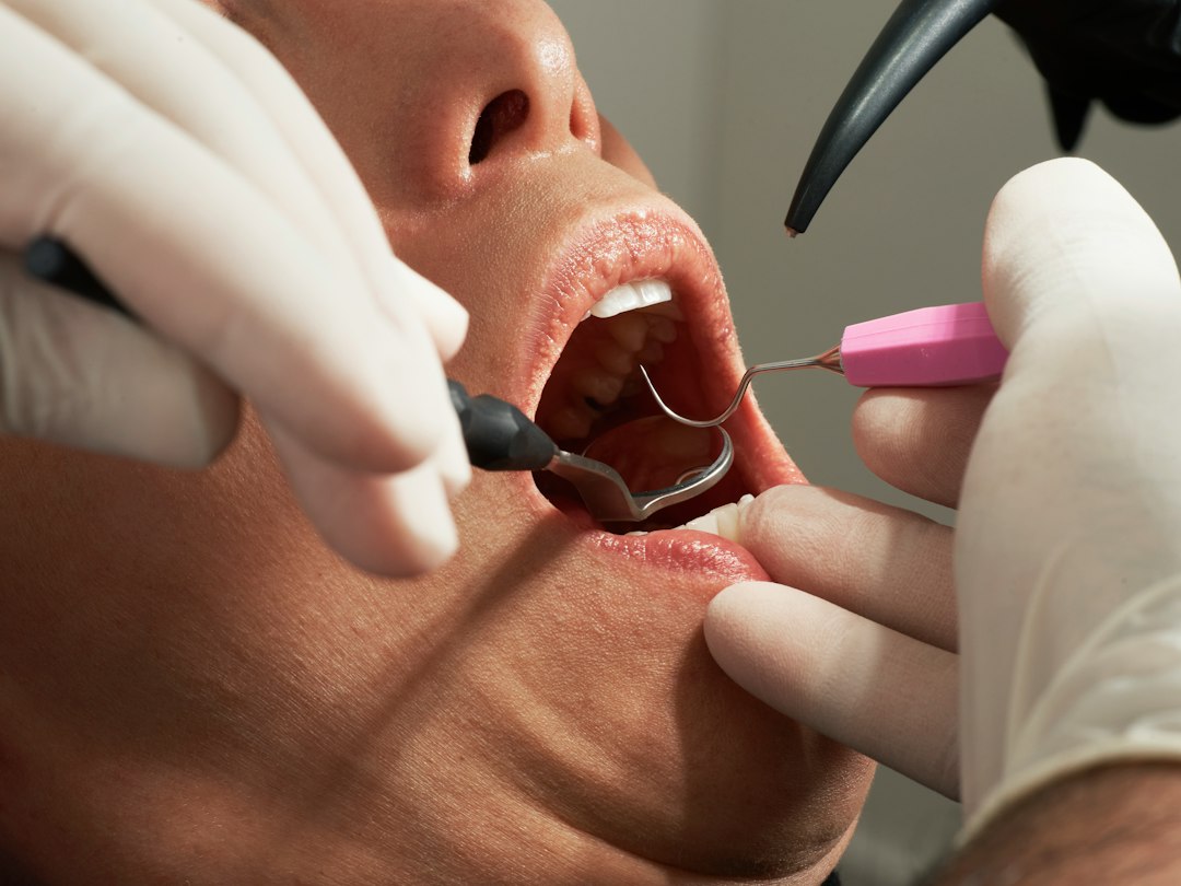 Stomatologia ogólna i zachowawcza – zakres leczenia, endodoncja i profilaktyka